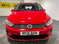 Used VW Golf Sportsvan SE 110 HP (80 kW) 2015 Red MPV