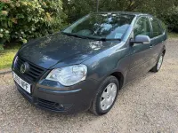 Begagnad VW Polo S 2005 Grå Halvkombi