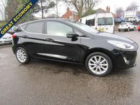 Usado Ford Fiesta Titanium 100 HP (73 kW) 2018 Preto Citadino