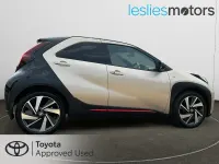 Used Toyota Aygo X 72 HP (52 kW) 2025 Beige SUV