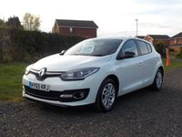 Used Renault Mégane III LIMITED 2015 White Hatchback