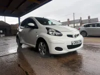 Used Toyota Aygo 67 HP (49 kW) 2011 White Hatchback
