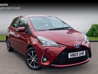 Second-hand Toyota Yaris Hybrid 101 CP (74 kW) 2019 Roșu Hatchback