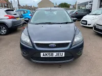 Used Ford Focus Zetec 100 HP (73 kW) 2008 Grey Hatchback