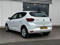 Used Dacia Sandero Comfort 91 HP (66 kW) 2022 White Hatchback