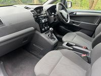 Used Vauxhall Zafira 115 HP (84 kW) 2012 Grey MPV