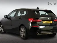 Usado BMW 118 Sport Line 138 HP (101 kW) 2020 Preto Citadino