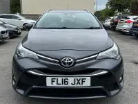 Used Toyota Avensis Business Edition 112 HP (82 kW) 2016 Grey Estate