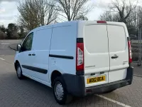 Käytetty Peugeot Expert 128 HP (94 kW) 2012 Valkoinen Van