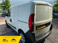Second-hand Vauxhall Combo S 2013 Alb Monovolum