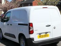 Usado Vauxhall Combo Edition 101 CV (74 kW) 2021 Blanco Monovolumen