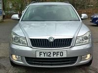 Used Skoda Octavia Elegance 105 HP (77 kW) 2012 Silver Estate