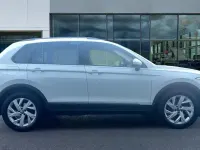Used VW Tiguan Life 150 HP (110 kW) 2022 Pure white SUV