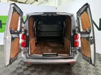 Usado Vauxhall Vivaro Edition 120 HP (88 kW) 2020 Cinzento Monovolume