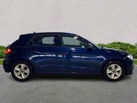 Używany Audi A1 Design 94 KM (69 kW) 2023 Niebieski SUV
