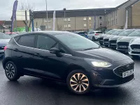 Używany Ford Fiesta Titanium 100 KM (73 kW) 2023 Czarny Hatchback