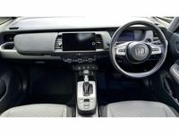 Begagnad Honda Jazz Elegance 130 HK (95 kW) 2025 Röd Halvkombi