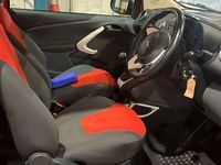 Używany Ford Ka Zetec 69 KM (50 kW) 2016 Czerwony Hatchback