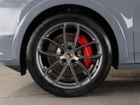 Used Porsche Cayenne 2025 Arctic grey SUV