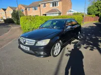 Używany Mercedes C220 170 KM (125 kW) 2007 Czarny Sedan/Limuzyna