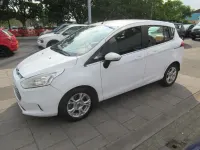 Used Ford B-MAX Zetec 105 HP (77 kW) 2016 White MPV