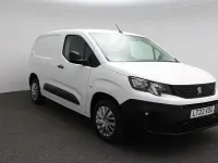 Used Peugeot Partner 131 HP (96 kW) 2022 White MPV