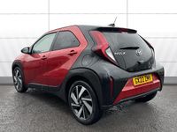 Used Toyota Aygo X 72 HP (52 kW) 2022 Red SUV