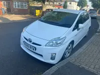 Used Toyota Prius T4 134 HP (98 kW) 2010 White Hatchback