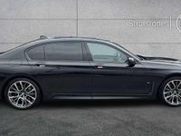 Used BMW 745e M Sport 389 HP (286 kW) 2019 Black sapphire metallic paint Sedan