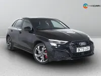 Begagnad Audi A3 Sportback e-tron Competition 2024 Svart Halvkombi