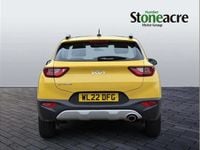 Used Kia Stonic 99 HP (72 kW) 2022 Yellow SUV