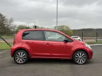 Używany VW up! Black Edition 65 KM (47 kW) 2022 Czerwony Hatchback