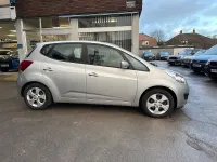 Used Kia Venga 125 HP (91 kW) 2015 Silver Hatchback