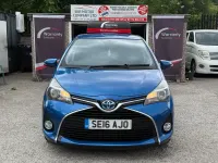 Used Toyota Yaris 100 HP (73 kW) 2016 Blue Hatchback