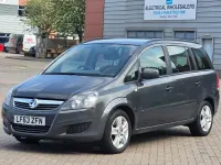 Używany Vauxhall Zafira 115 KM (84 kW) 2013 Szary Minivan