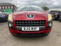 Used Peugeot 3008 Active 112 HP (82 kW) 2012 Red Estate