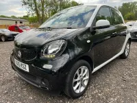 Used Smart ForFour Passion Premium 71 HP (52 kW) 2015 Black Hatchback
