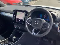 New Volvo XC40 Plus 163 HP (119 kW) 2026 White SUV