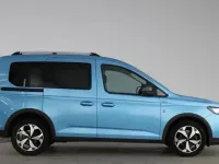 Used Ford Tourneo Connect Active 122 HP (89 kW) 2023 Blue MPV