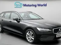 Usado Volvo V60 Momentum 190 HP (139 kW) 2018 Preto Carrinha