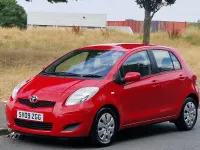 Used Toyota Yaris 101 HP (74 kW) 2009 Red Hatchback