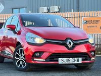 Used Renault Clio IV Play 90 HP (66 kW) 2019 Red Hatchback