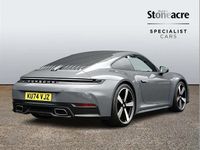 Begagnad Porsche 911 389 HK (286 kW) 2024 Grå Sportkupé