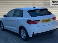 Używany Audi A1 Design 95 KM (69 kW) 2023 Biały SUV