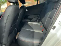 Second-hand Kia Picanto GT-Line 66 CP (48 kW) 2023 Alb Hatchback