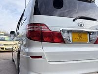Usado Toyota Alphard 2021 Branco Monovolume