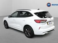 Käytetty Ford Kuga ST-Line 224 HP (164 kW) 2023 Katumaasturi