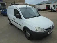 Used Vauxhall Combo 75 HP (55 kW) 2011 White MPV