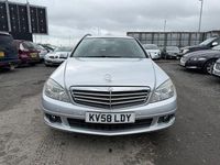 Usado Mercedes C180 SE 156 HP (114 kW) 2008 Prateado Carrinha