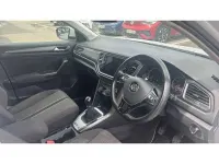 Used VW T-Roc SE 115 HP (84 kW) 2018 White SUV